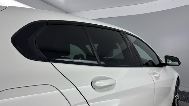 BMW 1 Series 118i M Sport 5dr Step Auto Petrol Hatchback